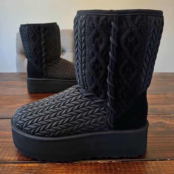 UGG Classic Short Villa Knit Platform Boots - Picture 1 of 8